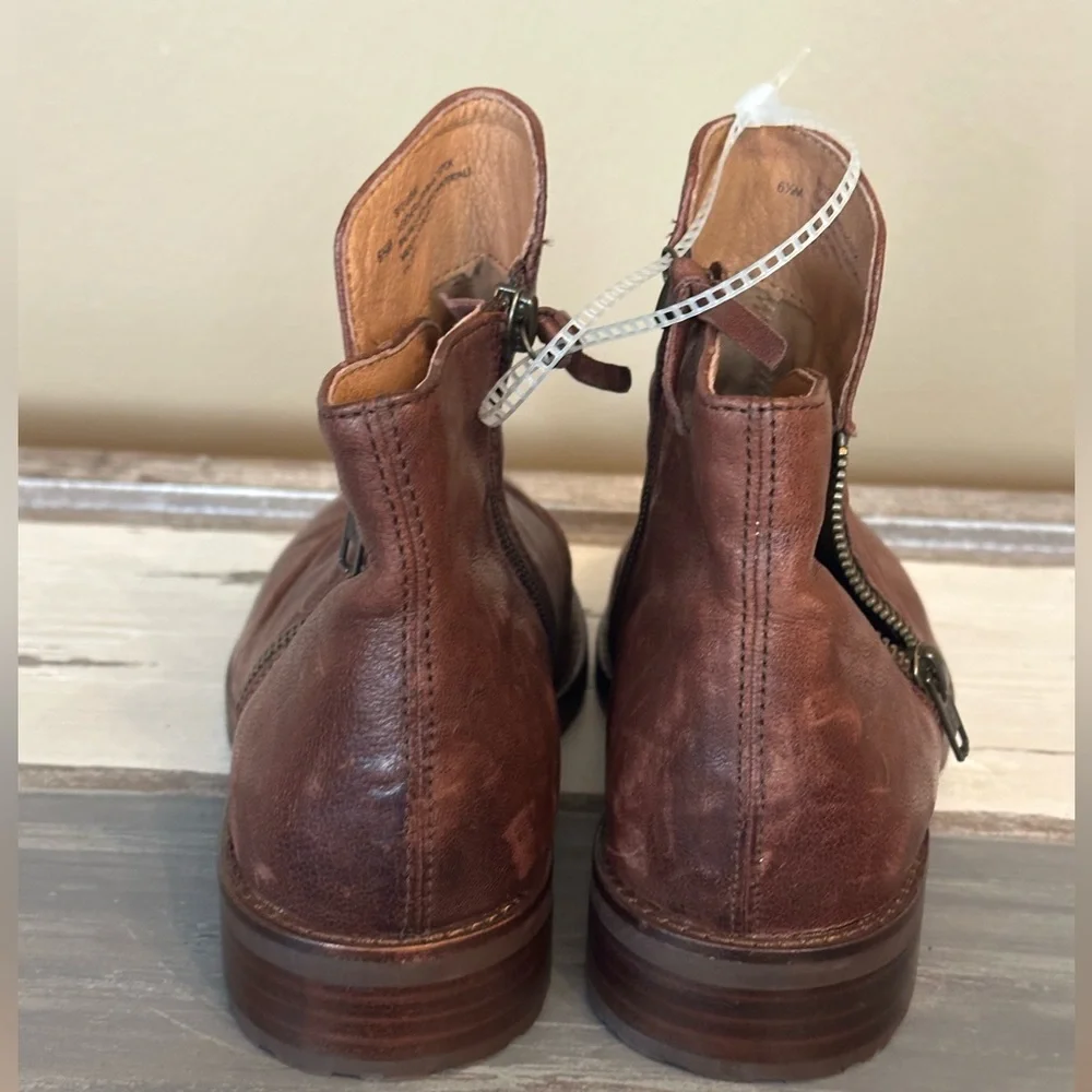 NWOT Sofft Brown Leather‎ Ankle Boots - Size 6.5